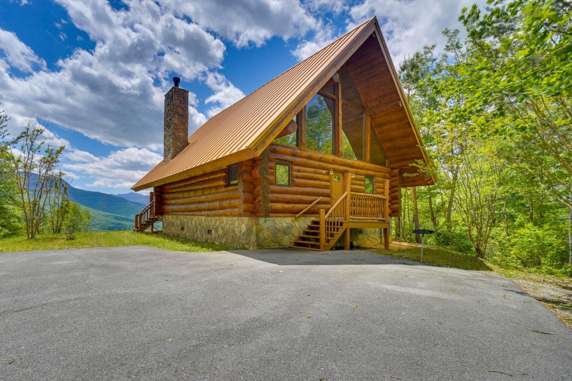 Gatlinburg Cabin With Hot Tub About 11 Miles To Downtown Ngoại thất bức ảnh